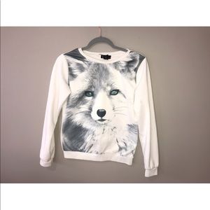 Sweater with printed wolf design